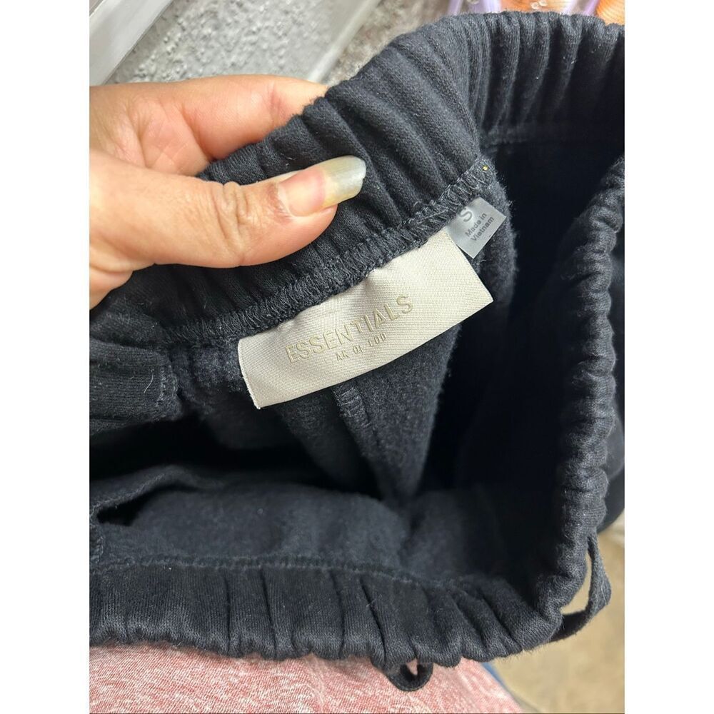 Essentials fear of God black pants size Small - Picture 3 of 3